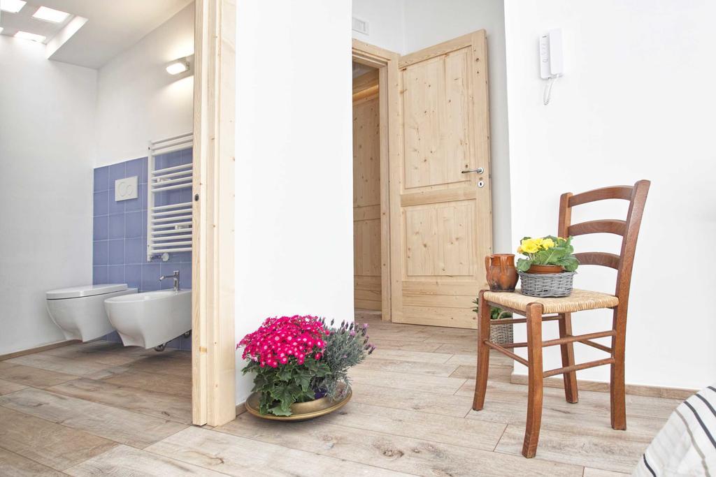 コンヴェルサーノ Porta Degli Antichi Casali Bed & Breakfast エクステリア 写真