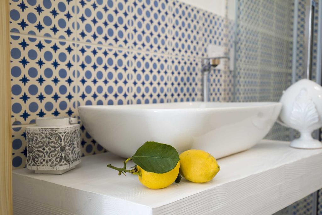 コンヴェルサーノ Porta Degli Antichi Casali Bed & Breakfast エクステリア 写真