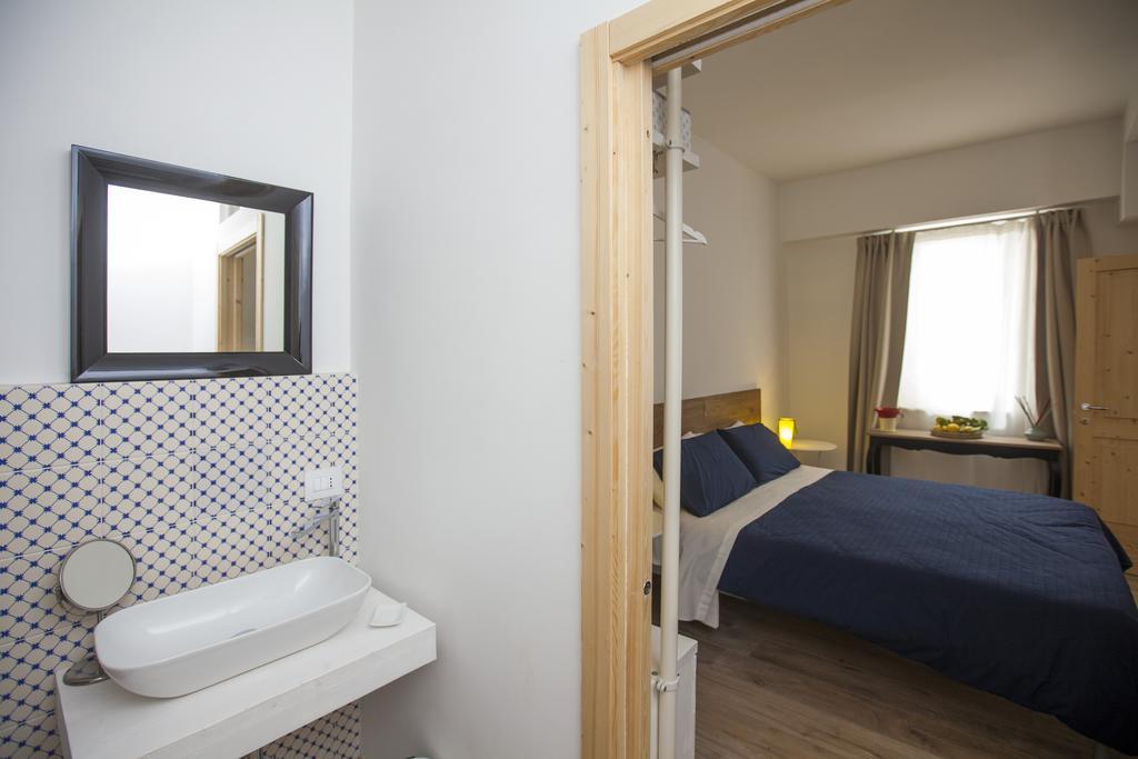コンヴェルサーノ Porta Degli Antichi Casali Bed & Breakfast エクステリア 写真