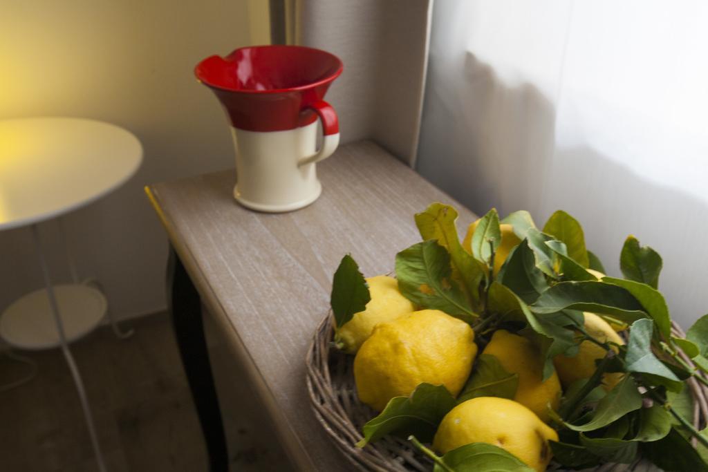 コンヴェルサーノ Porta Degli Antichi Casali Bed & Breakfast エクステリア 写真