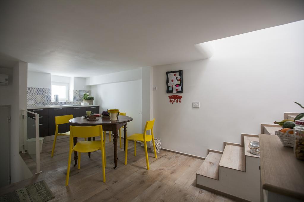 コンヴェルサーノ Porta Degli Antichi Casali Bed & Breakfast エクステリア 写真